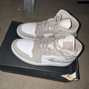 Jordan Men's Taupe and White Sneakers